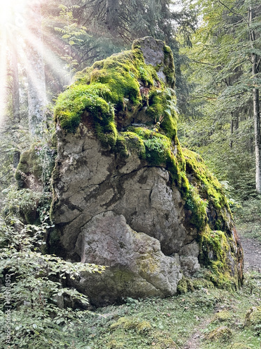 Obraz na płótnie northern sharp rocks w salonie