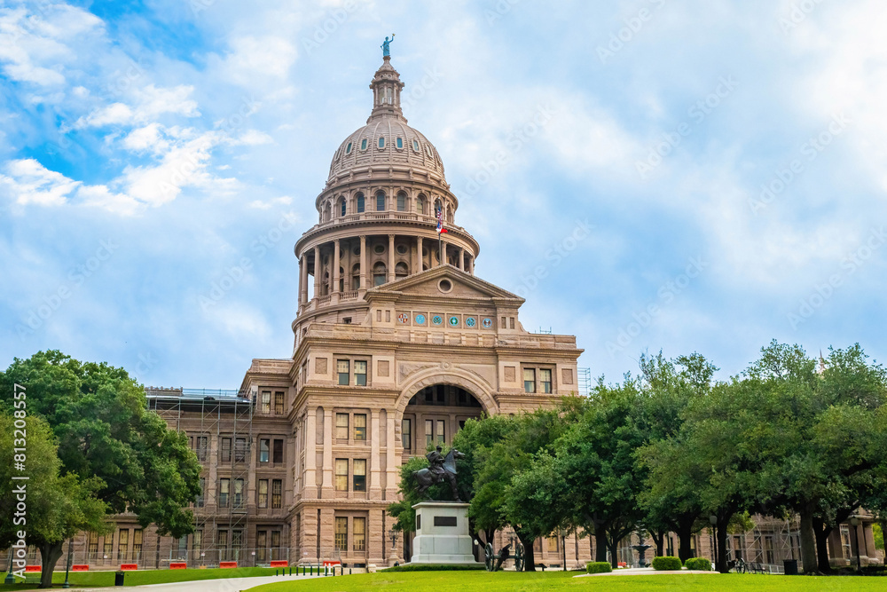 Scenic view of Texas State Capitol building in Austin