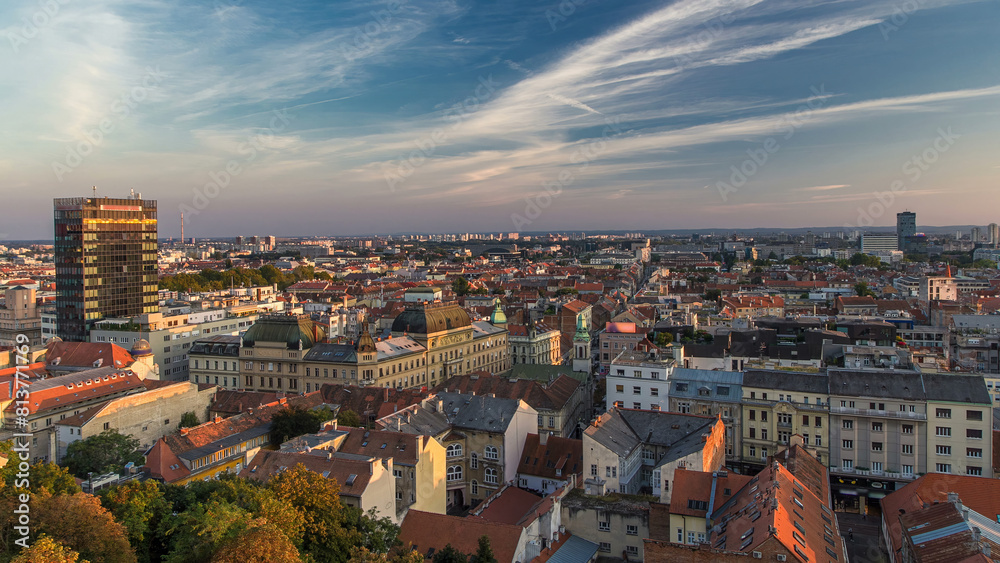 Obraz premium Panorama of the city center timelapse, Zagreb with mail buildings, museums and cathedral in the distance.