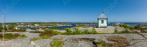 Leuchtturm im naturpark Portor in Südnorwegen