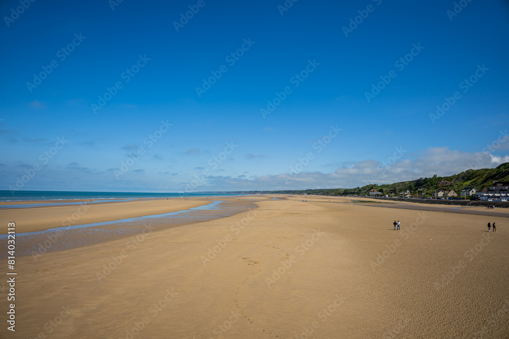Plage du débarquement de Omaha Beach à Vierville-sur-Mer Plage du débarquement de Omaha Beach à Vierville-sur-Mer