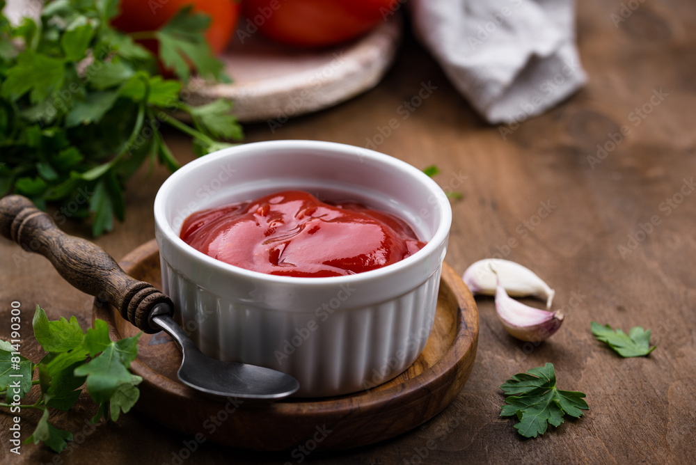 Fresh homemade tomato sauce with garlic Fresh homemade tomato sauce with garlic
