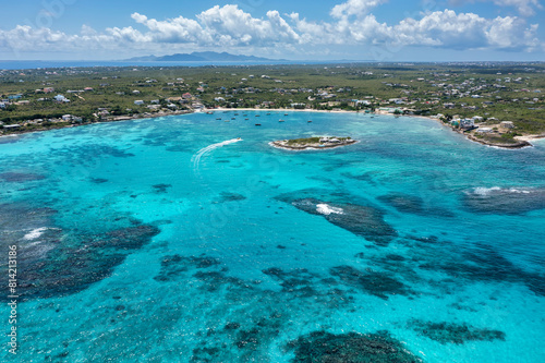 Φωτογραφία Island Harbour Aerial 5