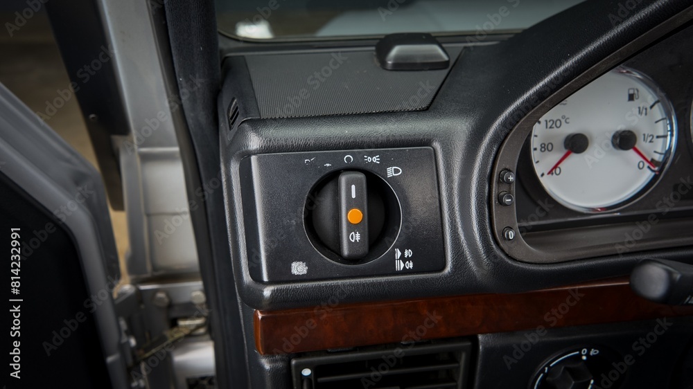 Headlight control knob