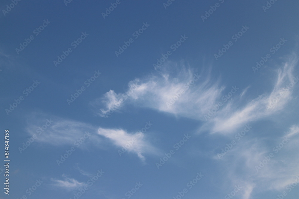 Obraz premium Blue sky background with clouds