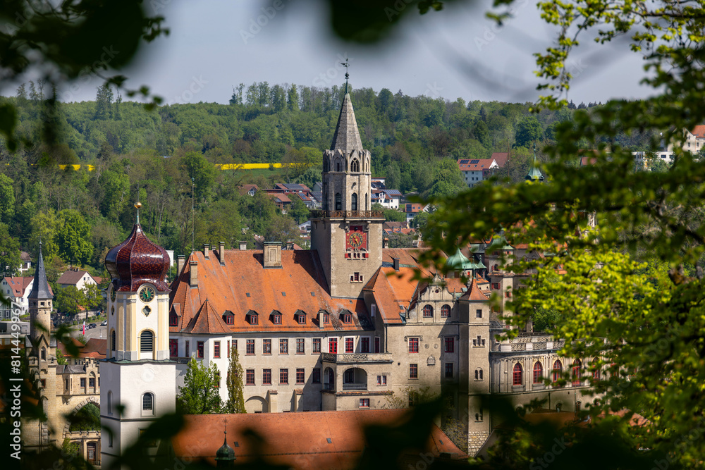 Blick auf die Kirche St. Johann in Sigmaringen vom Josefsberg im oberen Donautal. Blick auf die Kirche St. Johann in Sigmaringen vom Josefsberg im oberen Donautal.
