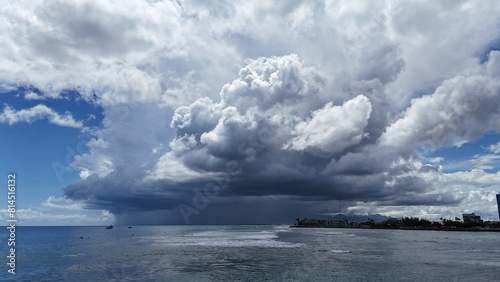 Schilderij op canvas cumulonimbus over the sea