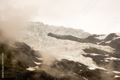 Fototapeta Naklejka Na Ścianę i Meble -  Bøyabreen glacier in Jostedalsbreen National Park