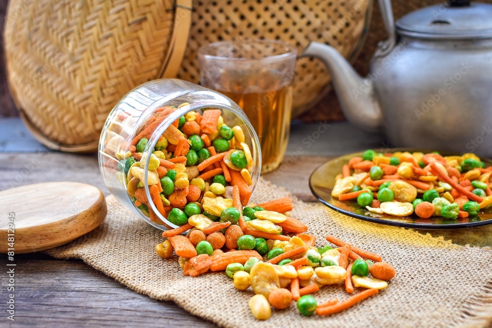 Fototapeta premium Mixed nuts, kacang campuran