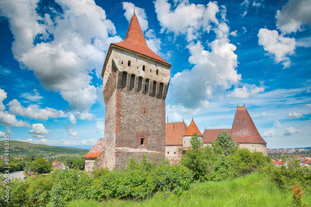 Captivating morning view of Hunyad Castle / Corvin's Castle