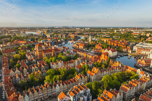 Obraz na płótnie View from a drone of the Main Town in Gdańsk and the Motława River. Spring. w salonie