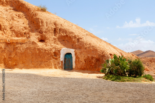 Fotografia Traditional troglodyte dwellings found in Matmata, a region in southern Tunisia