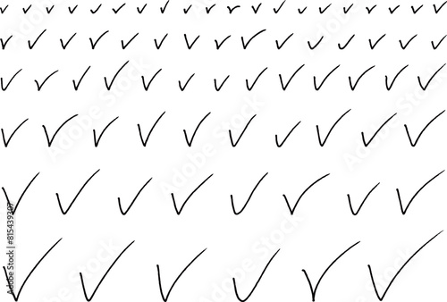 手書きのチェック素材
