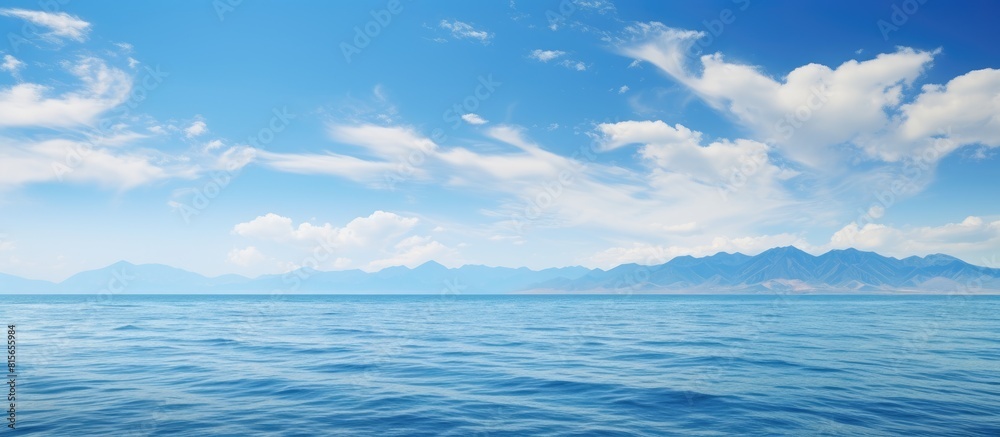 Obraz premium Cloudy seascape over the Aegean sea. copy space available