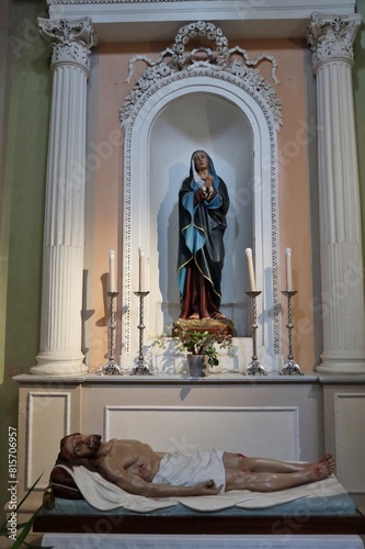 Obraz na płótnie Nemi - Cappella dell'Addolorata della Chiesa di Santa Maria del Pozzo w salonie