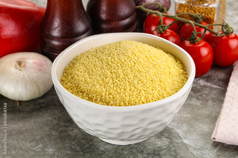 Raw dry wheat couscous grain Raw dry wheat couscous grain