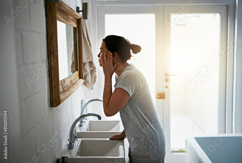 Foto Home, bathroom and woman with mirror, cosmetics and skincare with anti aging, wellness and beauty