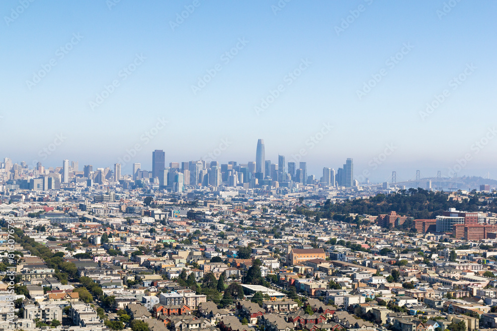 Fototapeta premium the iconic and breathtaking cityscape panoramic view from above a hill at bernal heights in san Francisco after to sunrise, California