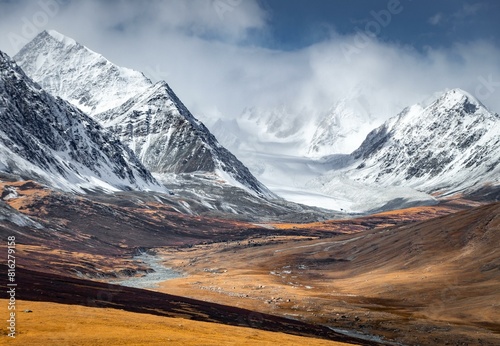 Potanin glacier, snow-covered Altai mountains, Bayan-Ulgii province, Mongolia, Asia