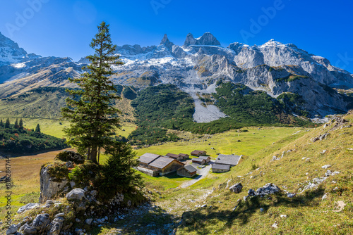 Golmweg zur Obere Spora Alpe mit 3 Türme, Gauertal, Montafon in Vorarlberg, Österreich photo