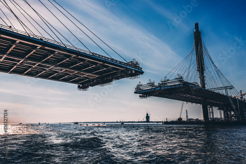 Fényképezés unfinished bridge in the bay
