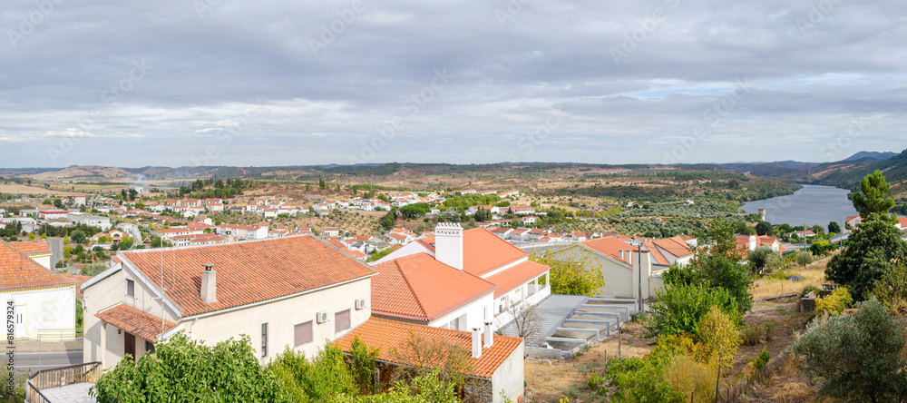 Obraz premium panoramic view of the village of Vila Velha de Rodao and the Tejo river. Aletejo, Portugal