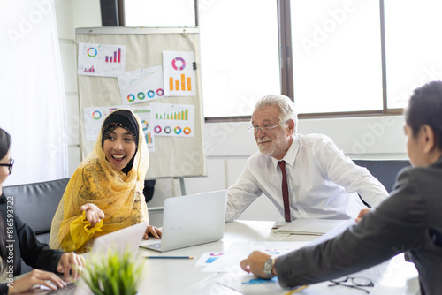 Tablou pe pânză Multi-ethnic business people morning talk meeting in conference room