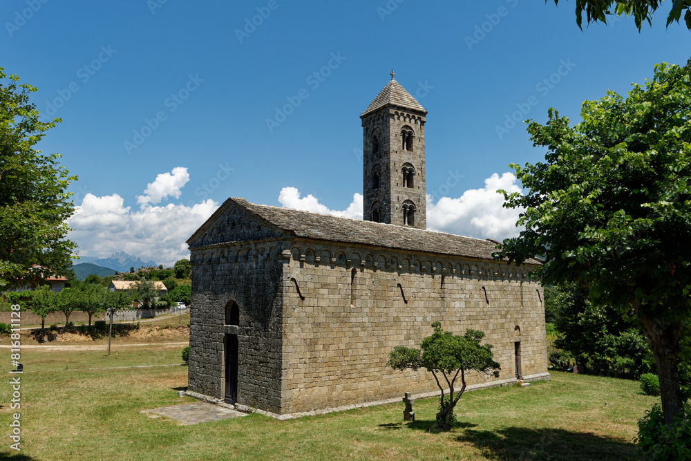 Korsika - Carbini - Kirche Sant Jean Baptiste & Glockenturm Korsika - Carbini - Kirche Sant Jean Baptiste & Glockenturm