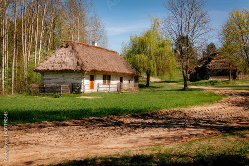 Naklejka Wiejska chata.