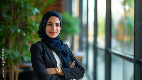 Hijab Wearing Muslim Business Women