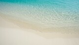 エメラルドブルーの透き通った海と白い砂浜2