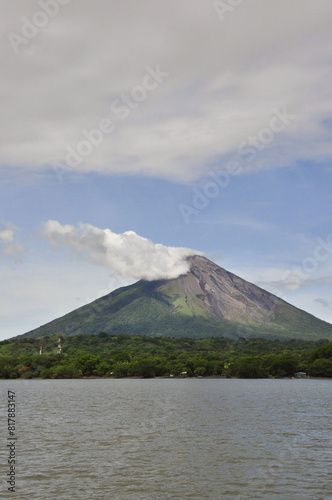Volcán concepción en la isla de Ometepe en Nicaragua en el lago Cocibolca. photo