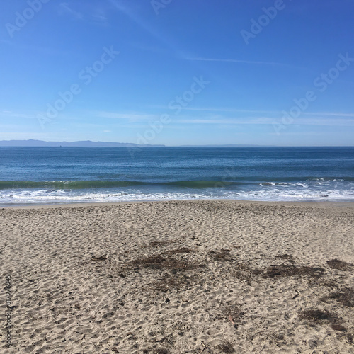 Hendry   s beach in Santa Barbara on a warm winter day with Santa Cruz and Anacapa islands on the horizon