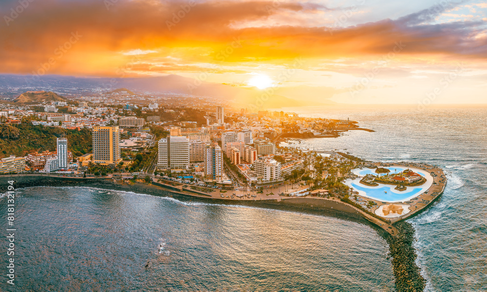 Puerto de la Cruz in Tenerife offers stunning ocean views, vibrant sunsets, and a tropical paradise. Enjoy the beachfront, luxury resorts, and urban charm.