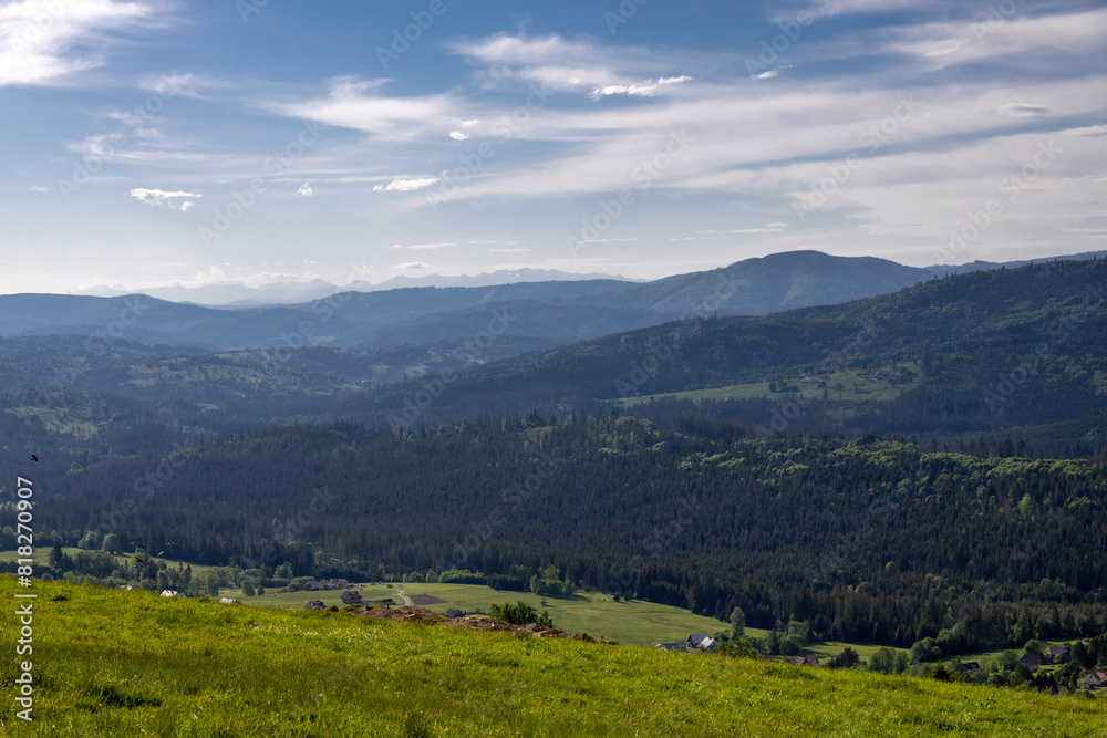 Naklejka premium Mountain landscape on a spring sunny day