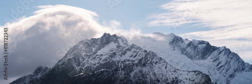 Canvas Print Snow covered alpine mountains near Queenstown New Zealand winter panorama