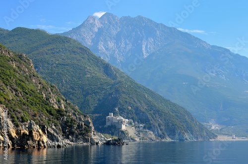 Konstfotografi Beautiful Mount Athos in Greece on a sunny day