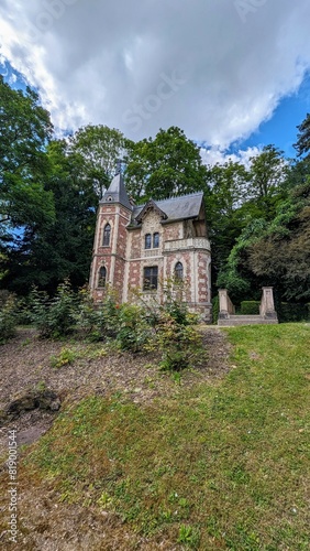 Wallpaper Mural LE PORT-MARLY (Yvelines) Torontodigital.ca