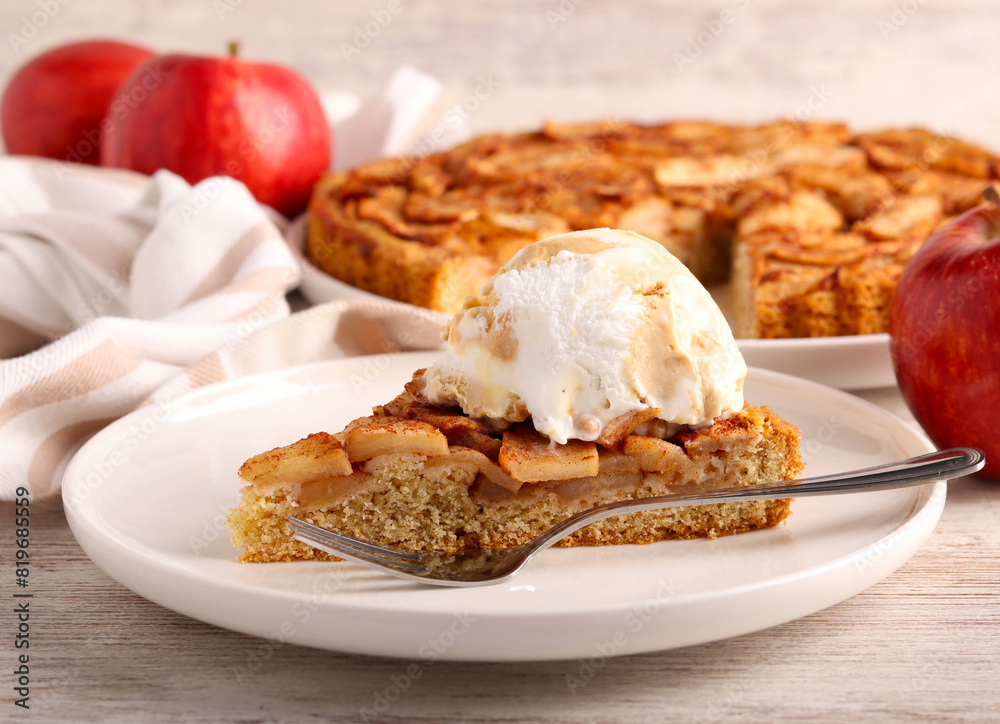 apple tart with ice cream