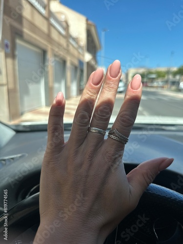  manicura rusa con una textura permanente 