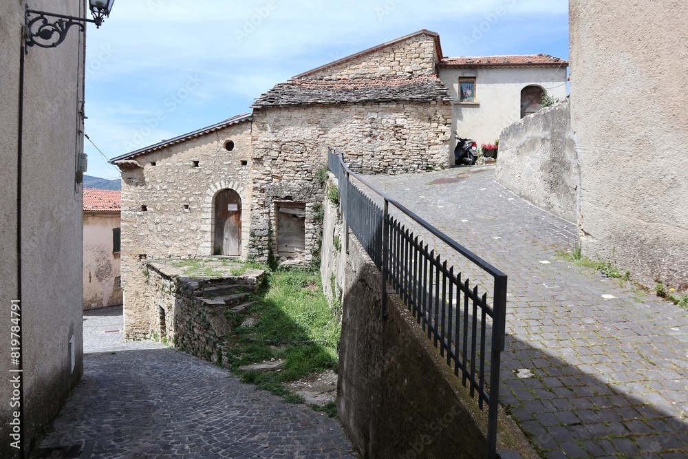 Macchiagodena - Scorcio del borgo in Via XXIV Maggio