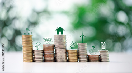 Wallpaper Mural Eco-friendly house became more affordable thanks to a tax credit and subsidy for solar energy, highlighting the benefits of renewable energy vs. traditional sources. Torontodigital.ca