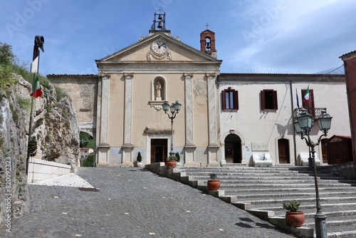 Obraz na płótnie Macchiagodena - Chiesa di Sant'Antonio da Padova da Piazza Ottavio De Salvio w salonie