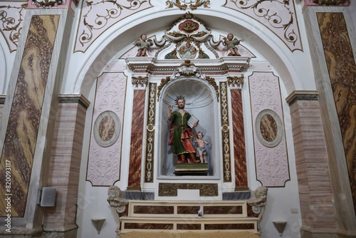 Obraz na płótnie Macchiagodena - Statua ottocentesca di San Giuseppe nella Chiesa di Sant'Antonio di Padova w salonie