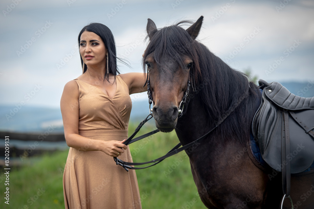 Obraz premium Woman with horse