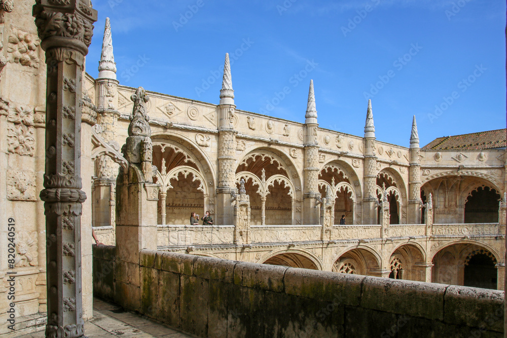 Fototapeta premium Mosteiro dos Jerónimos de Santa Maria de Belém, It is a former monastery of the Order of Saint Jerome and is located in the Belén neighborhood, and Igreja de Santa Maria de Belém in Lisbon, Portugal.