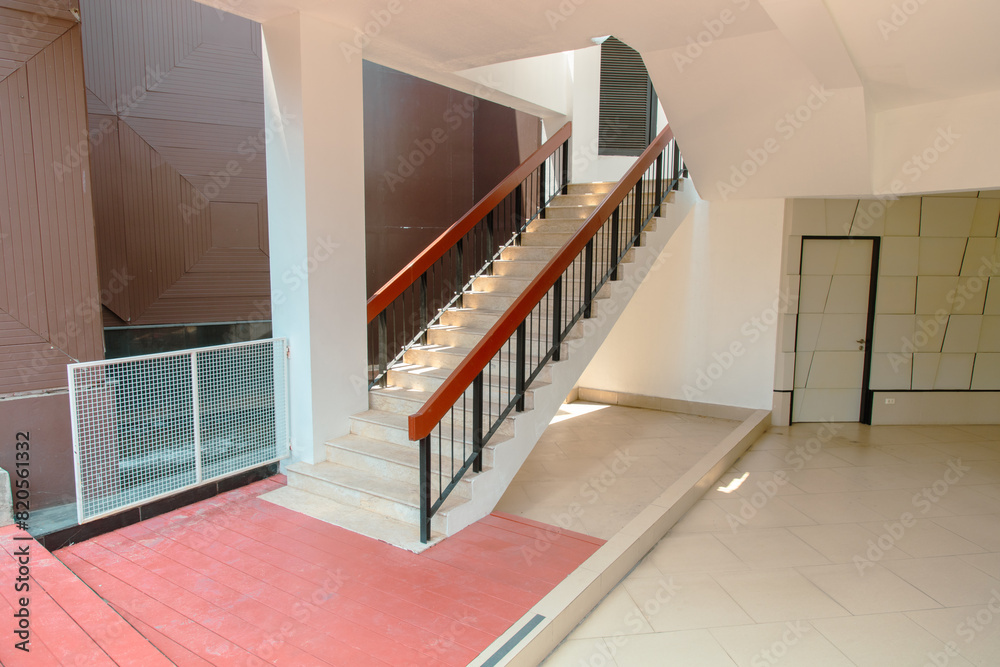 Obraz premium Concrete staircase in a building as a background