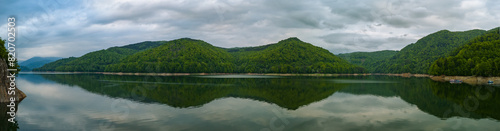 Obraz na płótnie Vidraru Dam - aerial view on a cloudy day w salonie