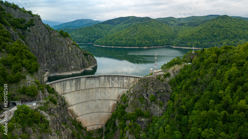 Obraz na płótnie Vidraru Dam - aerial view on a cloudy day w salonie