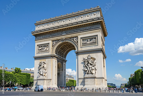 The Arc de Triomphe standing tall at the end of the Champs-Elysees in Paris © Veniamin Kraskov